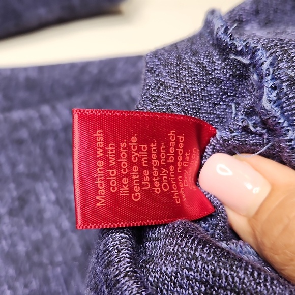 Jennifer Lopez Women's Blue Dolman Sleeve Drapped Waterfall Neckline Top SizeS - Picture 9 of 9